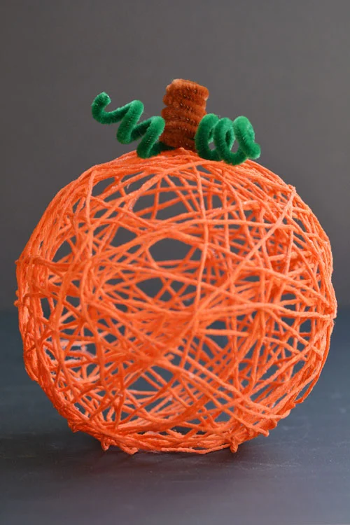 yarn pumpkins